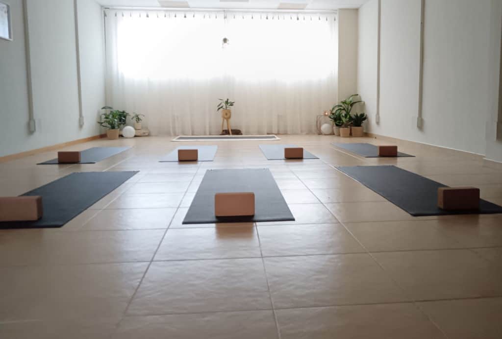 yoga en les fonts de terrassa yoga en les fonts de terrassa